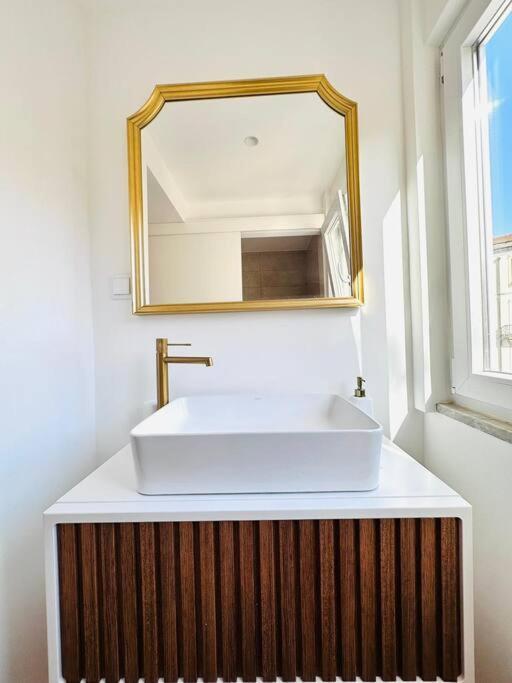 Lisbon City Center Flat For 6 Pp Extérieur photo