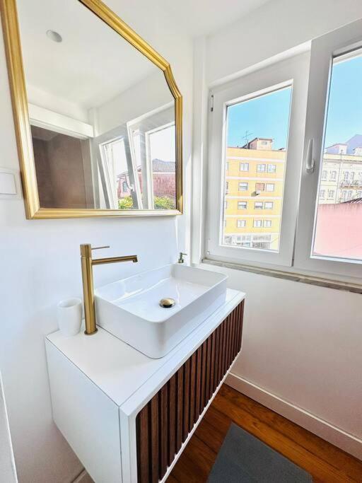 Lisbon City Center Flat For 6 Pp Extérieur photo